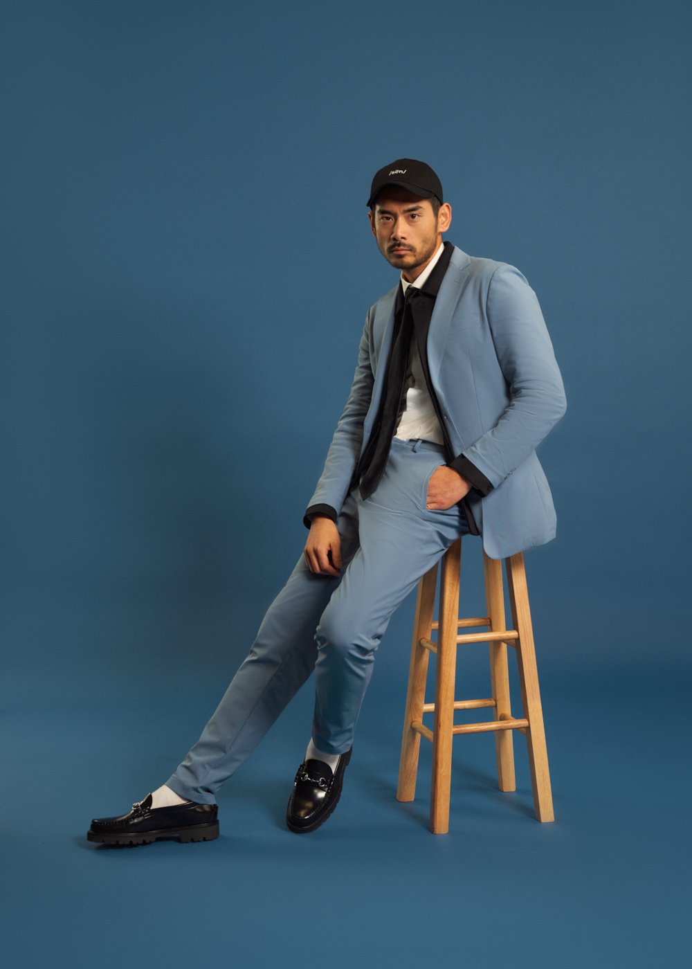 https://senestudio.com/products/soho-flextech-suit?variant=41921072857285;Soho FlexTech Suit,