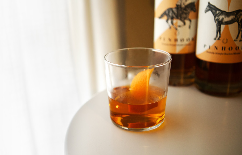 5 Warm Whiskey Cocktails for Winter