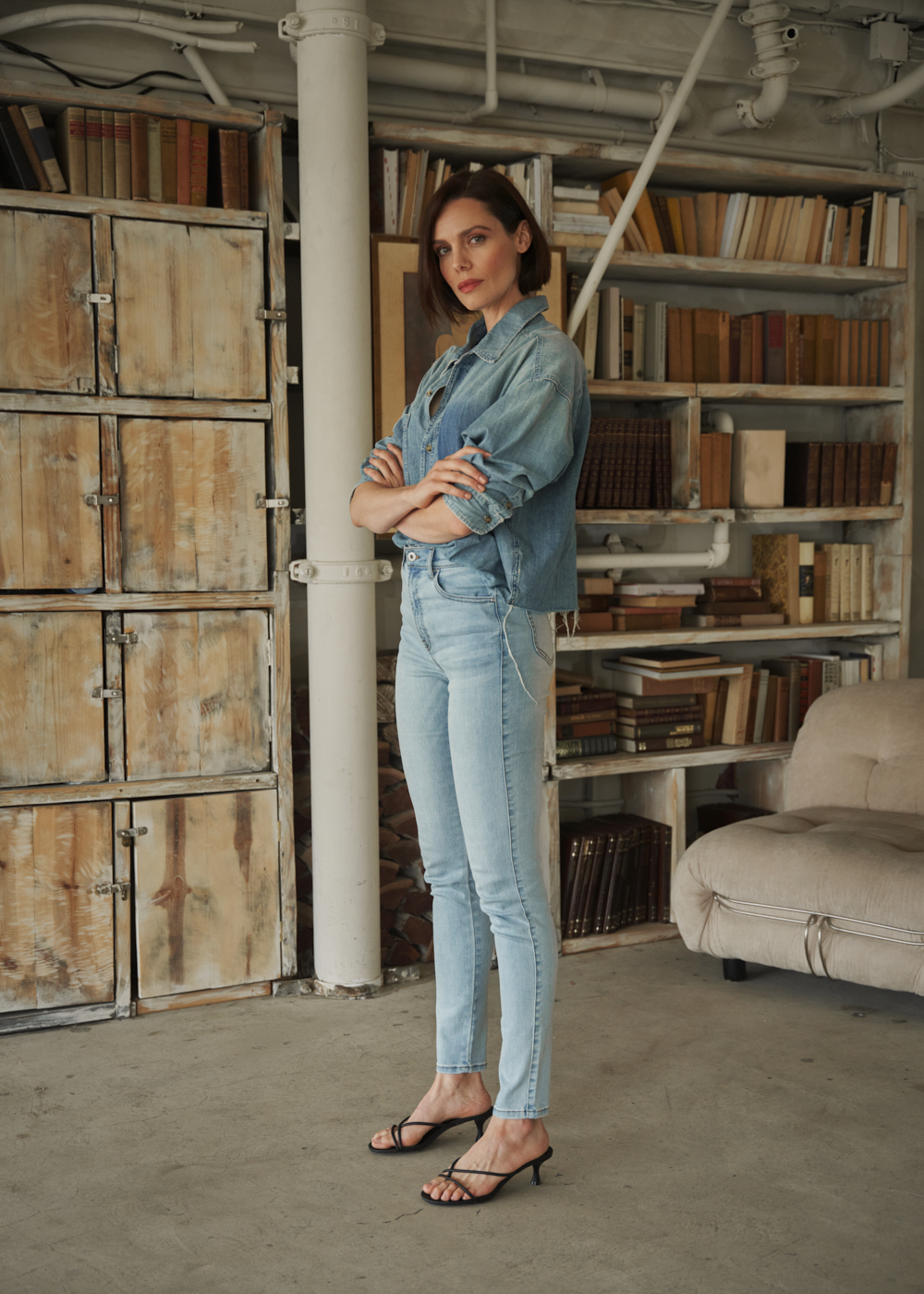 https://senestudio.com/products/womens-air-skinny-jeans?variant=40300458836165;Air Skinny Jeans in Venice Blue