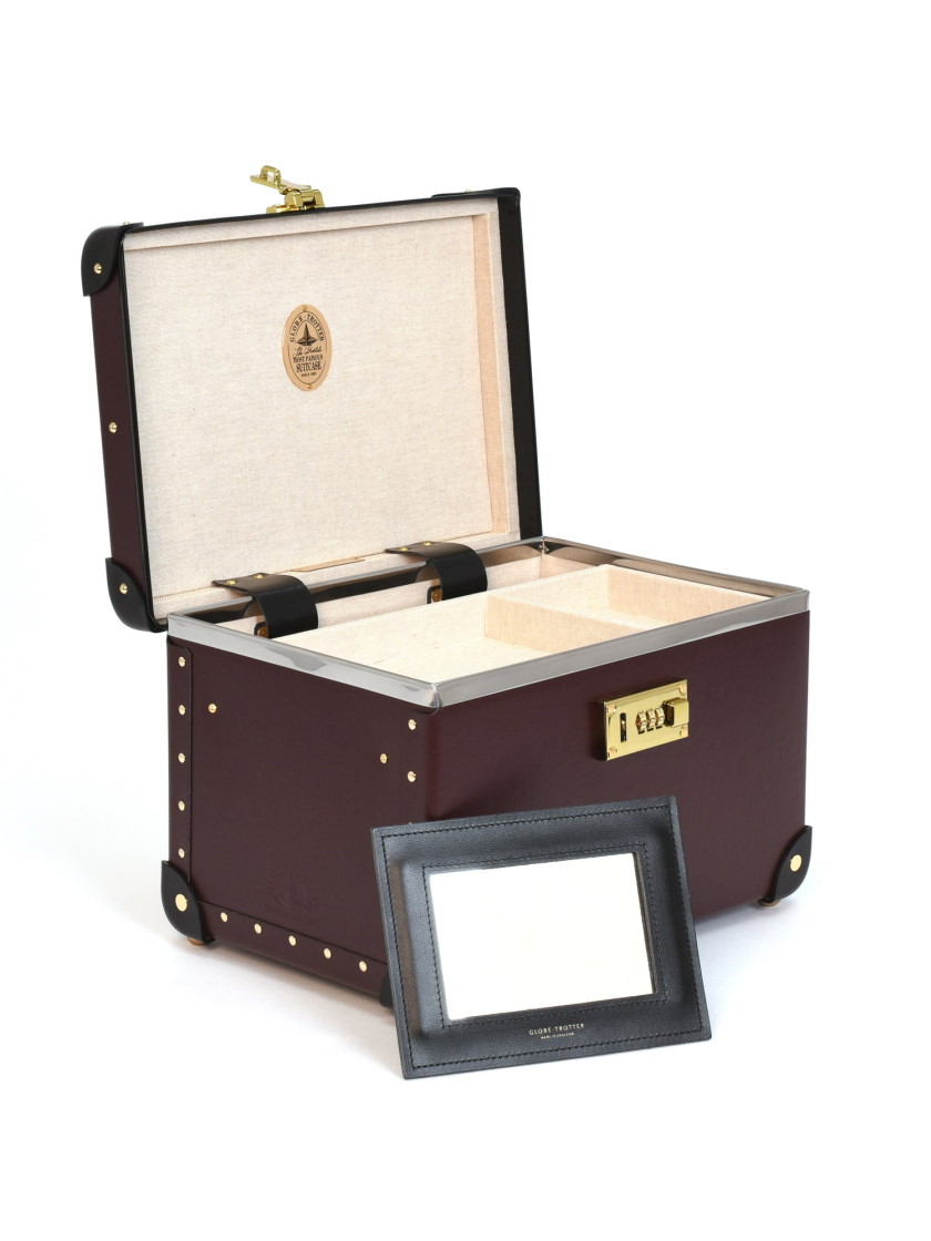 Centenary-_-Vanity-Case---Oxblood-Black---GLOBE-TROTTER-1659711563