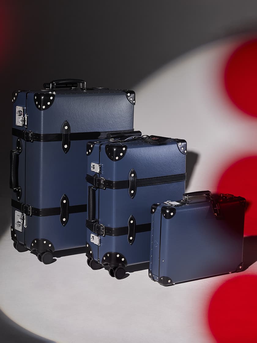 Globetrotter_Dr_No_SHOT-4_057_Journal-(1)