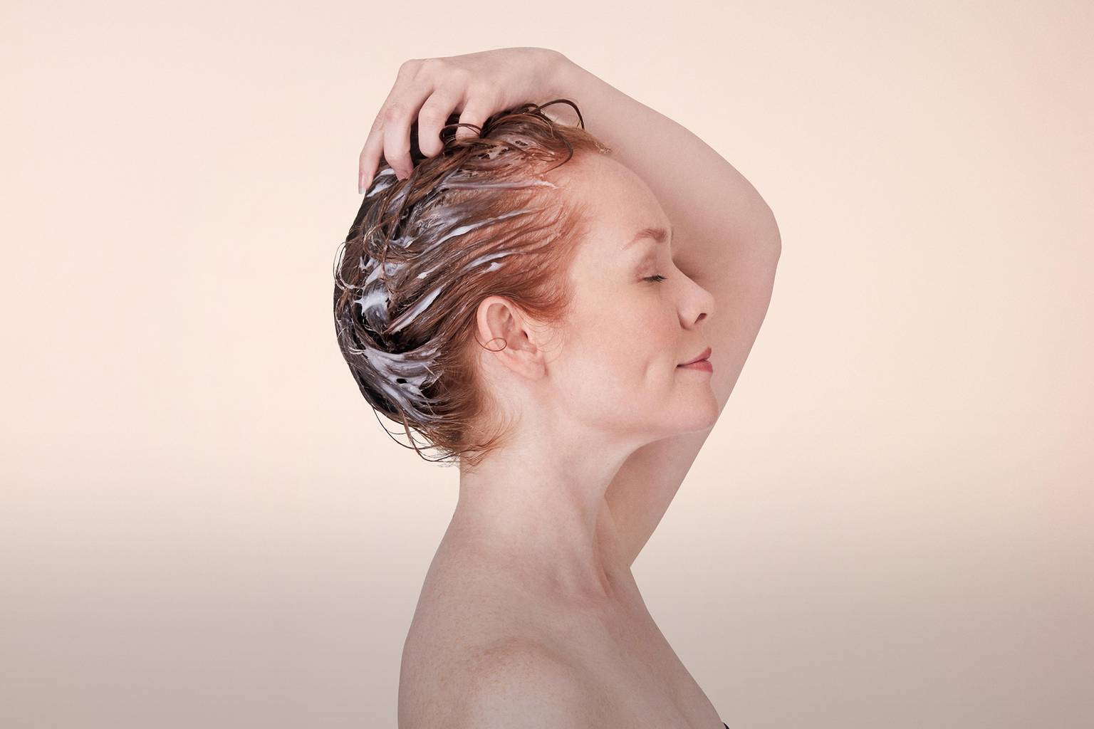 You're Already a Queen Bee! Now Try Honey in Your Hair Care