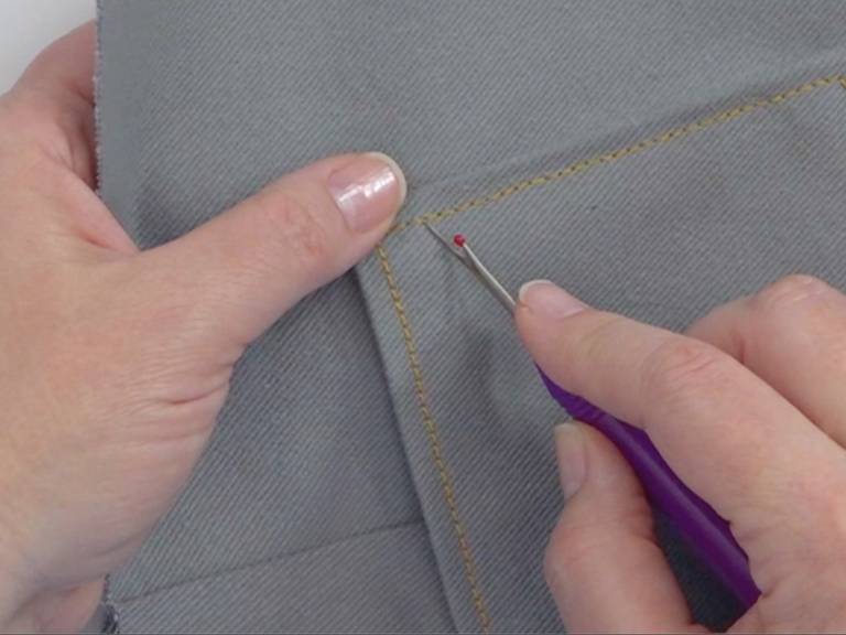 How to Use a Seam Ripper | Handicraft