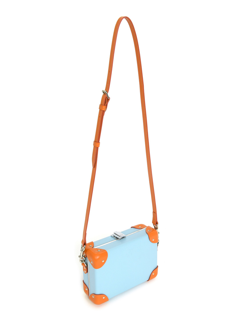 Pastel-Blue_Pumpkin_Mini-Case_HANGING-CLOSED_840