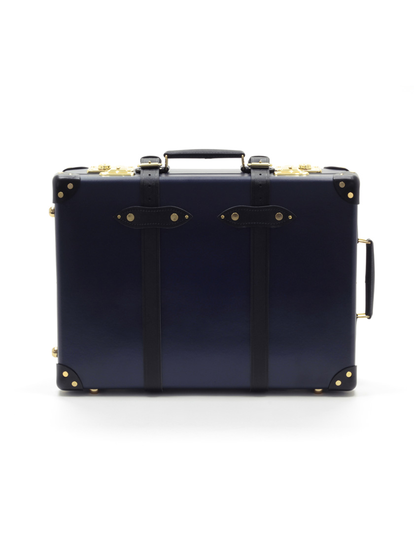 SPECTRE-20%E2%80%9D-Trolley-Case-%C2%A31645-FRONT-ZOOMED-OUT-840