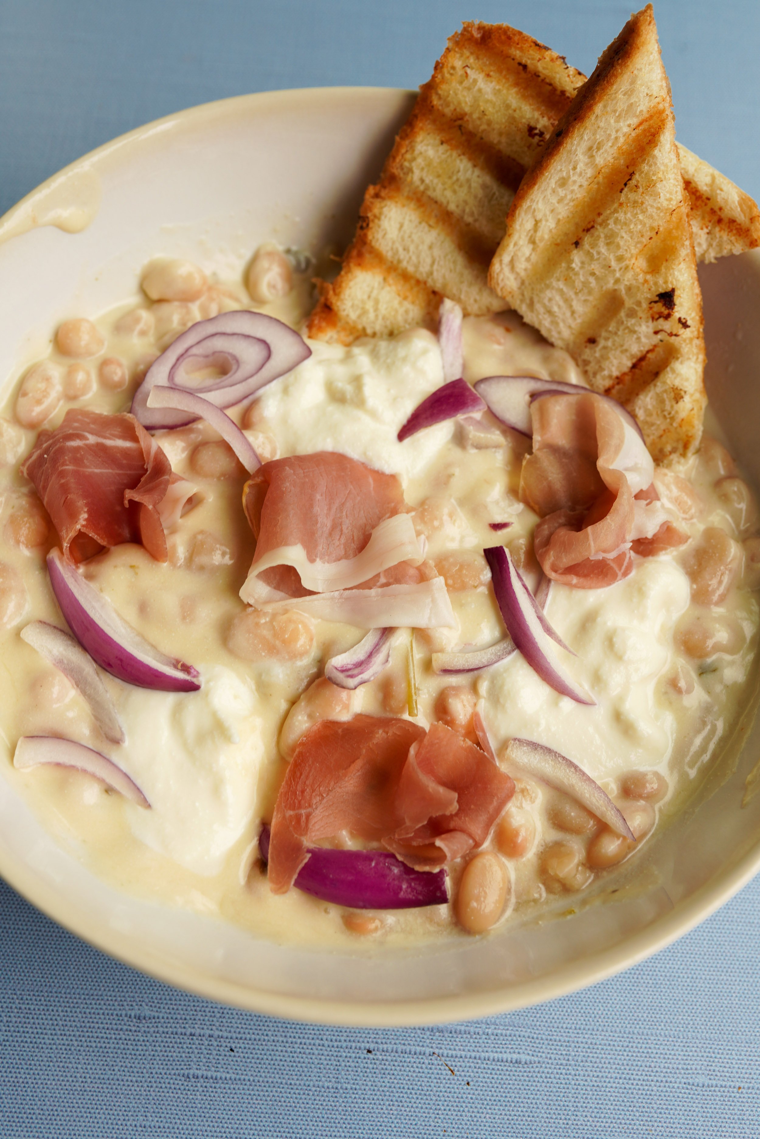 Cannelini beans with burrata made with Sonoma Gourmet's