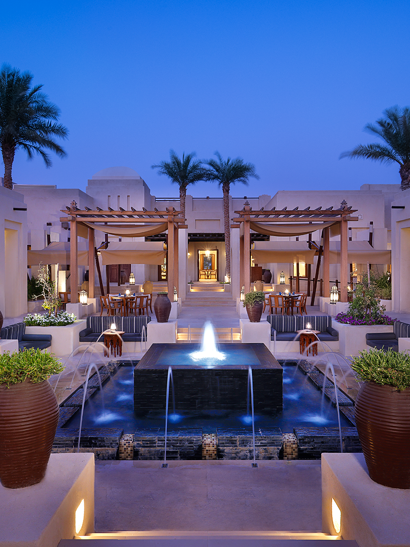 abudhabi_840x1120_01