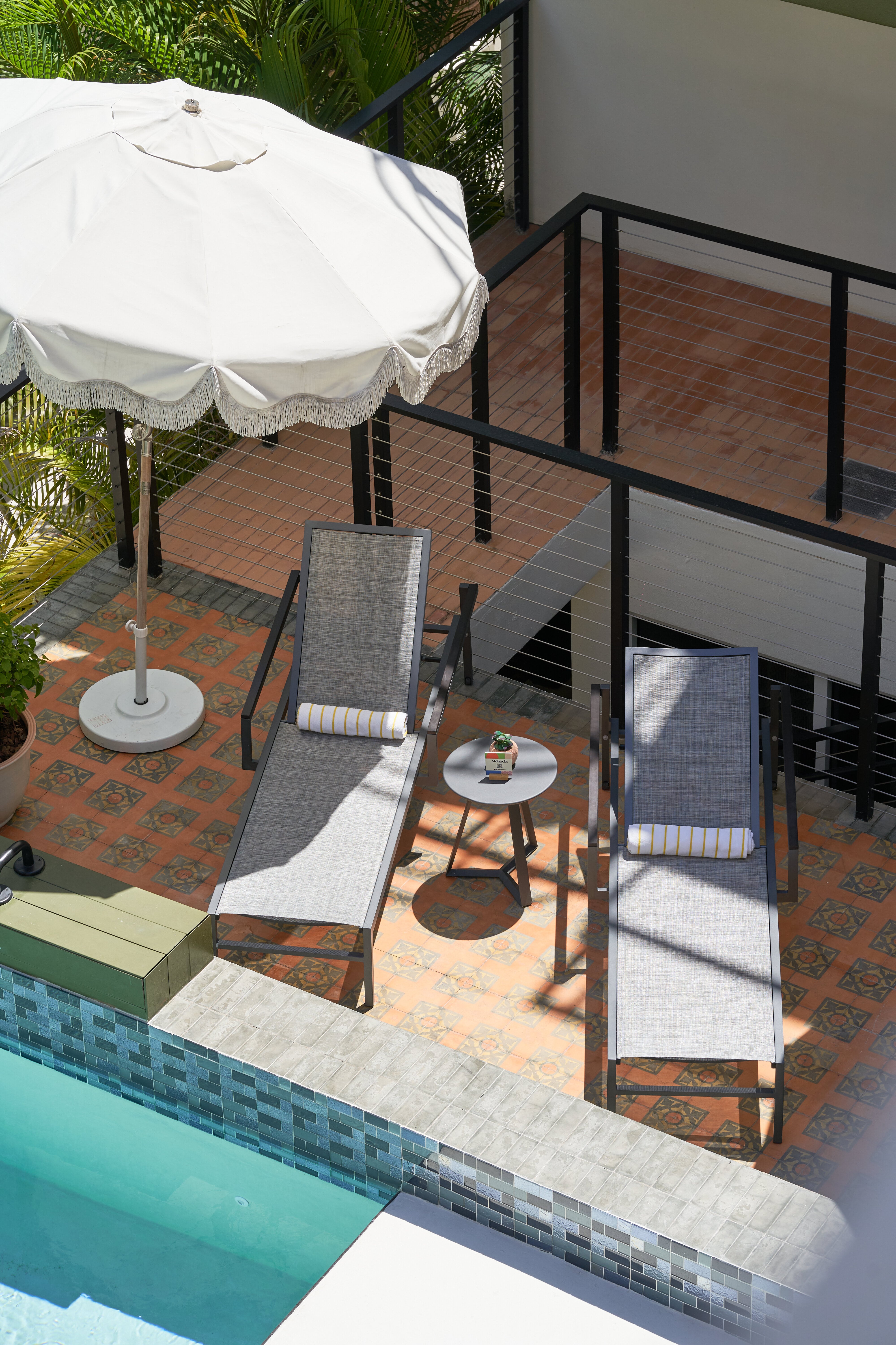 Image_miami_gp_820x1120-(1)