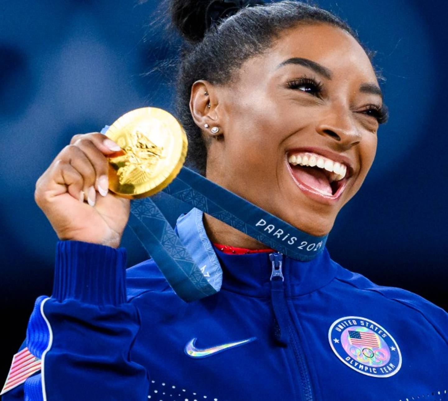 Simone Biles with the 2024 Olympic Gold Medal for vault 