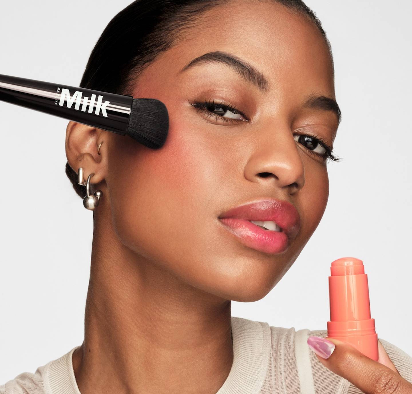 a model uses pH jelly tint blush
