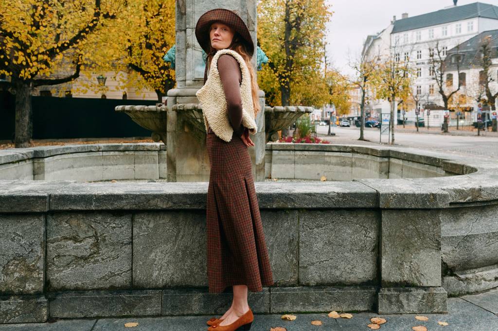 HIBISCUS Briefs with Frills – Le Petit Trou EN