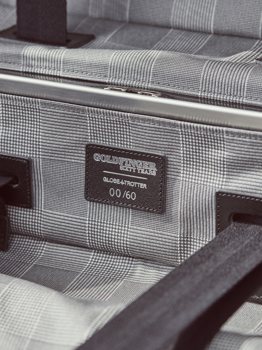 Goldfinger_Journal_840x1120-(1)