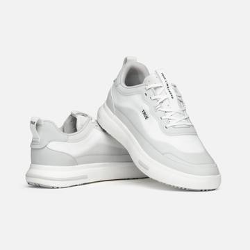 Cloud White / 6