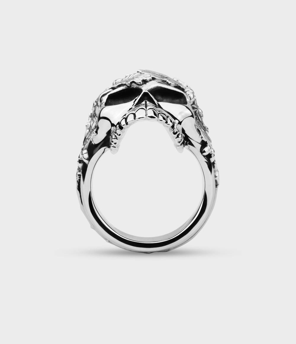 Sacred Oak Skull Ring