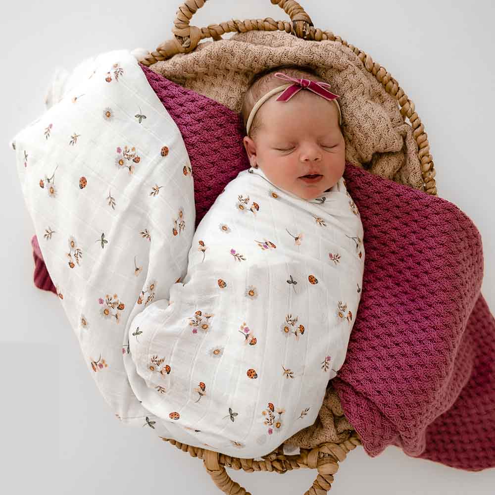 Wrapping a swaddle sale