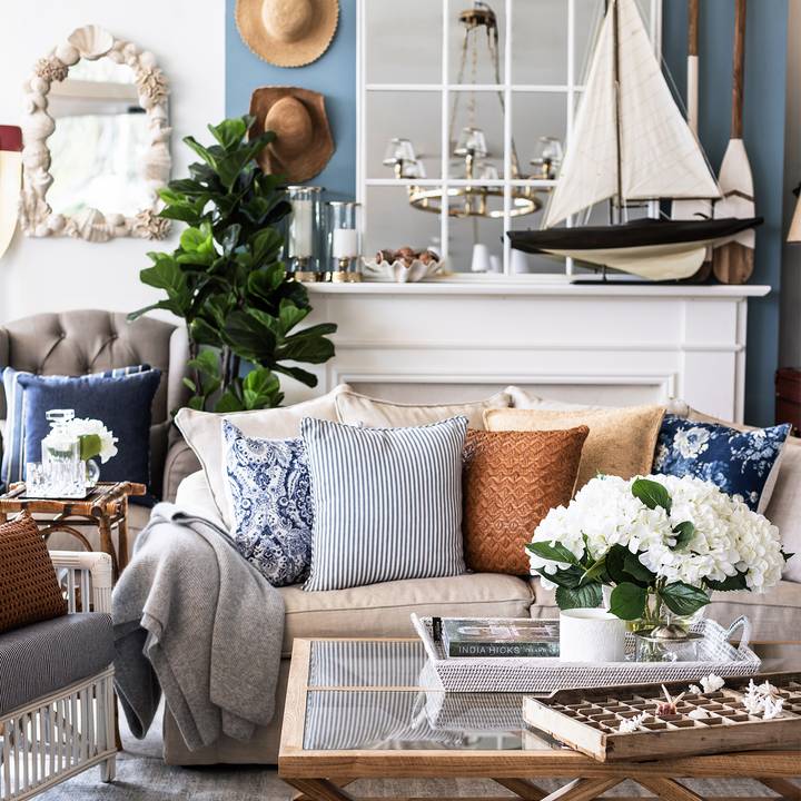 Creating a Lake House Style Home with Relaxed Coastal Décor – Alfresco ...