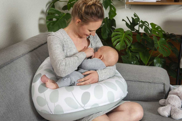 Coussin Doomoo : Coussin De Maternité, Coussin D'allaitement | Babymoov®