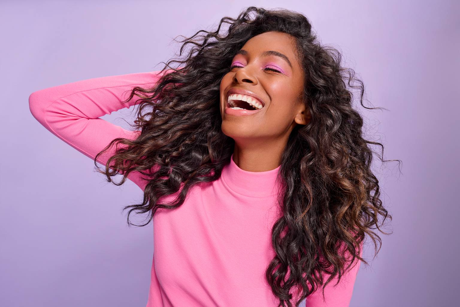 How to Layer Hair Product Fragrance for Lasting a Smell