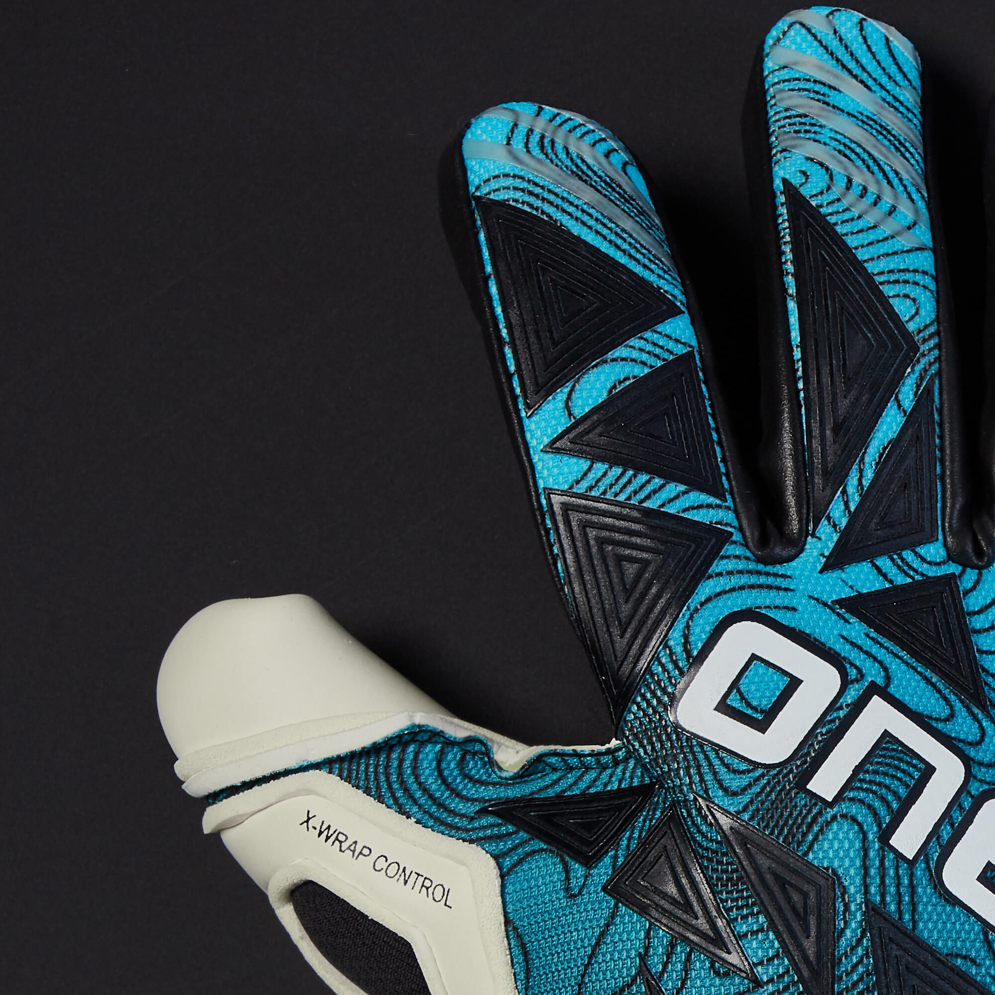 GEO 3.0 Entity Goalkeeper Gloves | Strapless Goalie Gloves | One