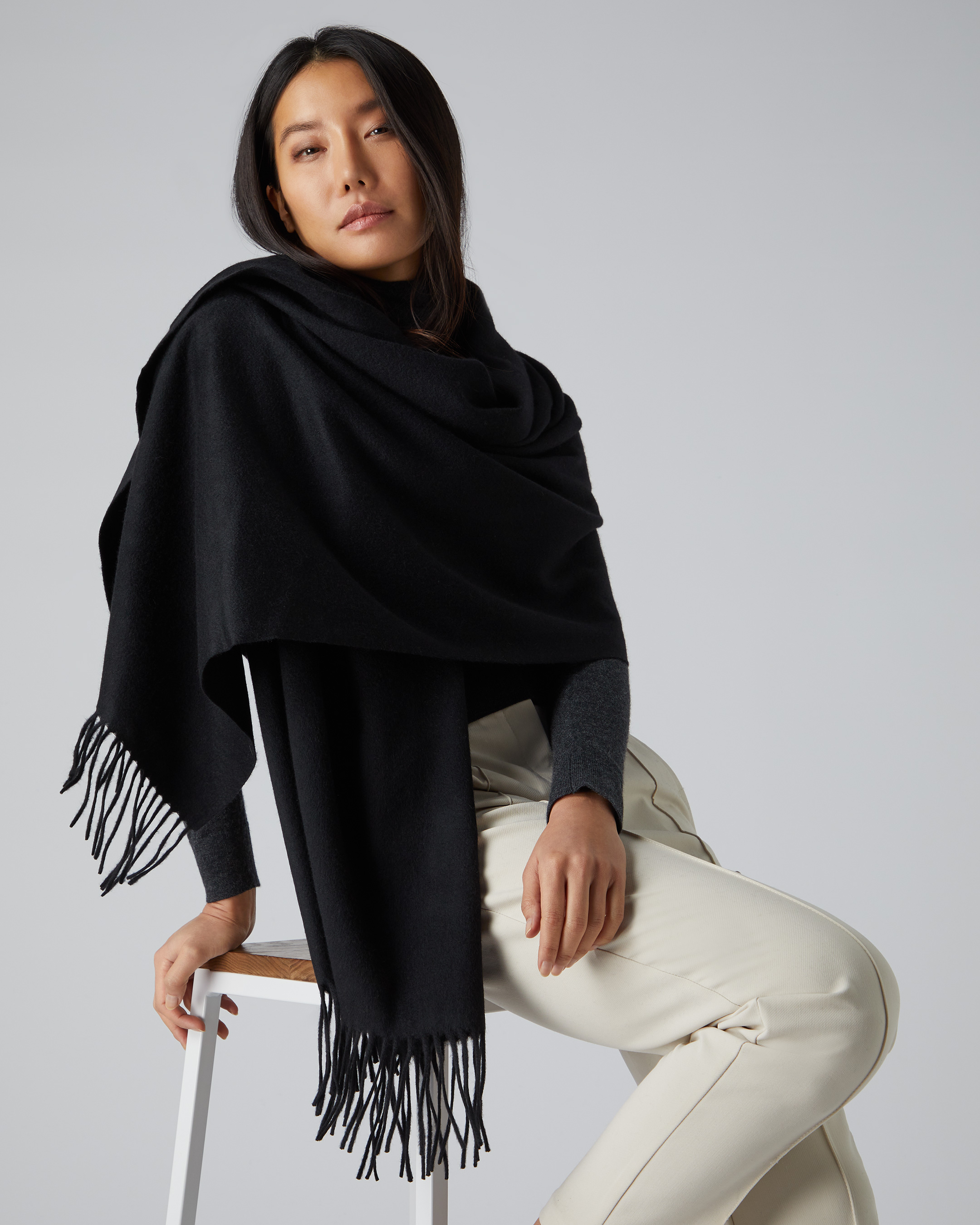 N.Peal fringed-edge woven cashmere shawl - Brown