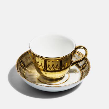 Chamberlain and Worcester Saucer, c.1800 and Gold Reflect Teacup