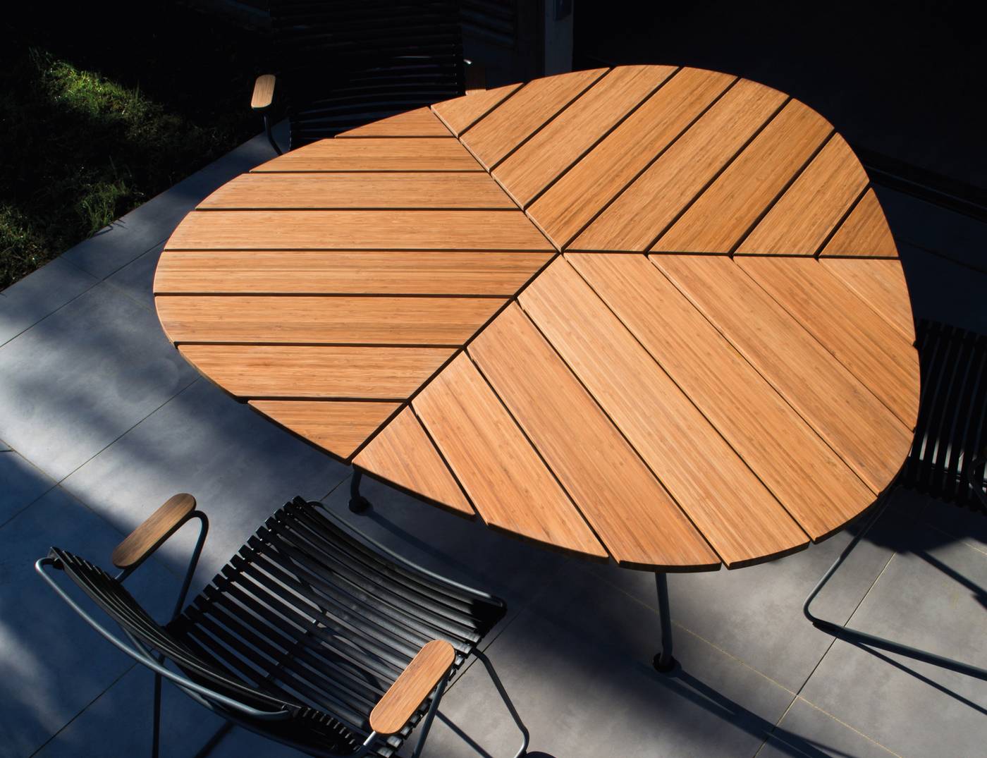 Beam Dining Table - Bamboo | Black 180(CM)