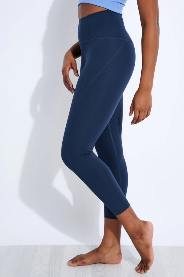Girlfriend Collective Compressive High Waisted 7/8 Legging - Midnight