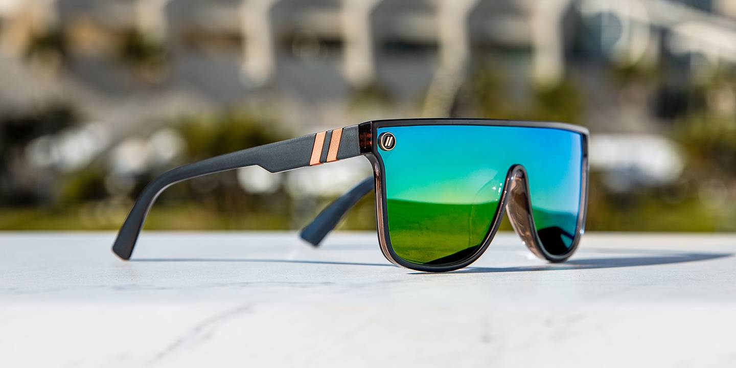 Who sales blenders sunglasses - gmedia