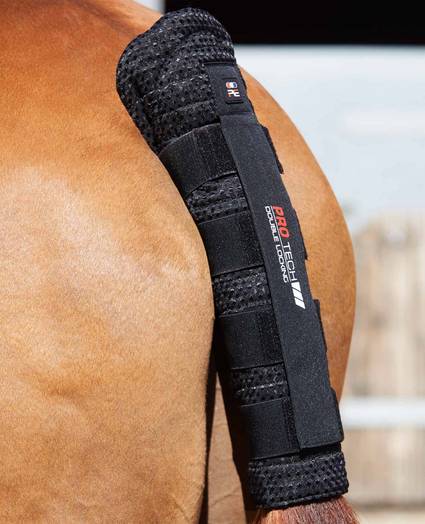 horse tail guard black