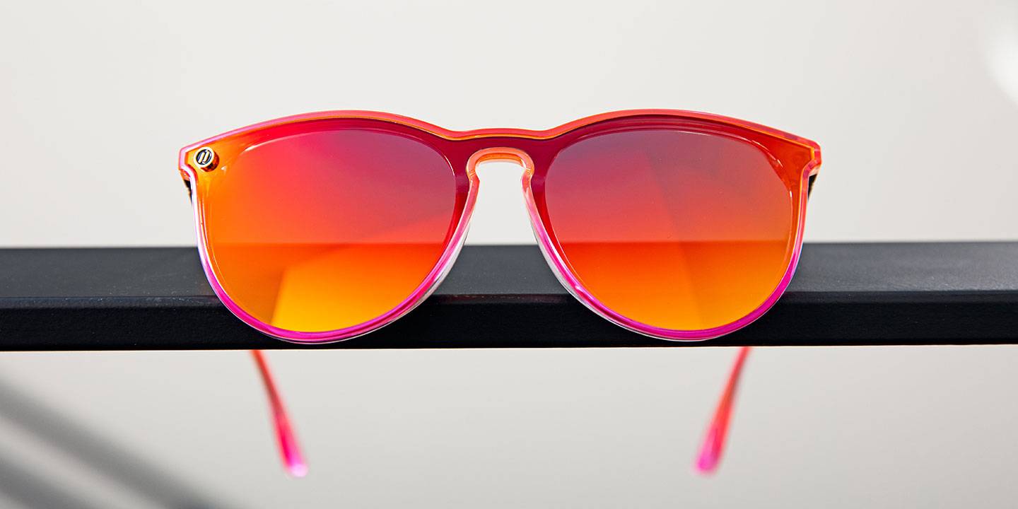 Subjektiv Gemme Addition Epic Dreamer Round Sunglasses - Polarized Sunset Rainbow Lens & Pink  Iridescent Frame