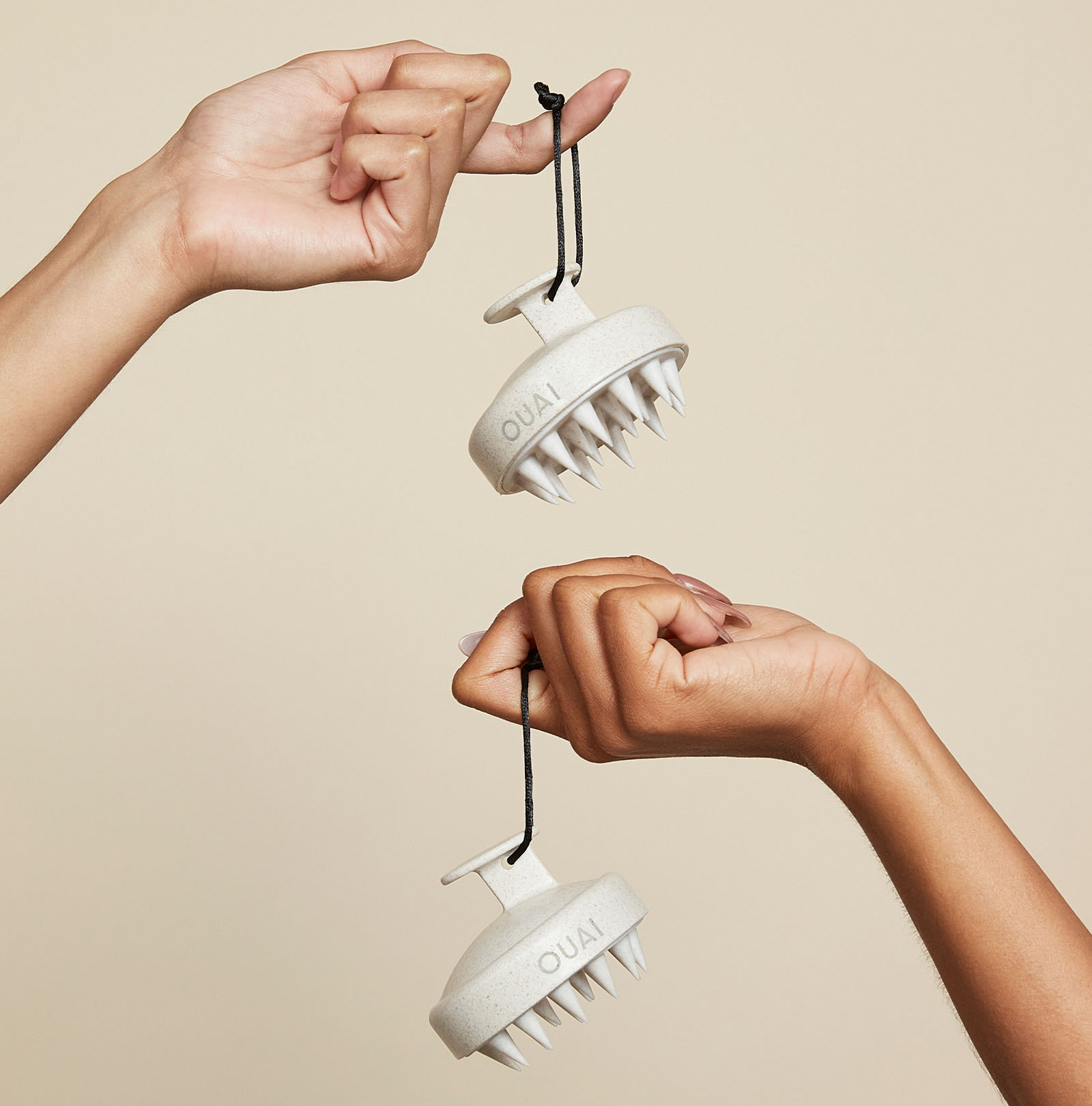 Scalp Scrubber OUAI UK