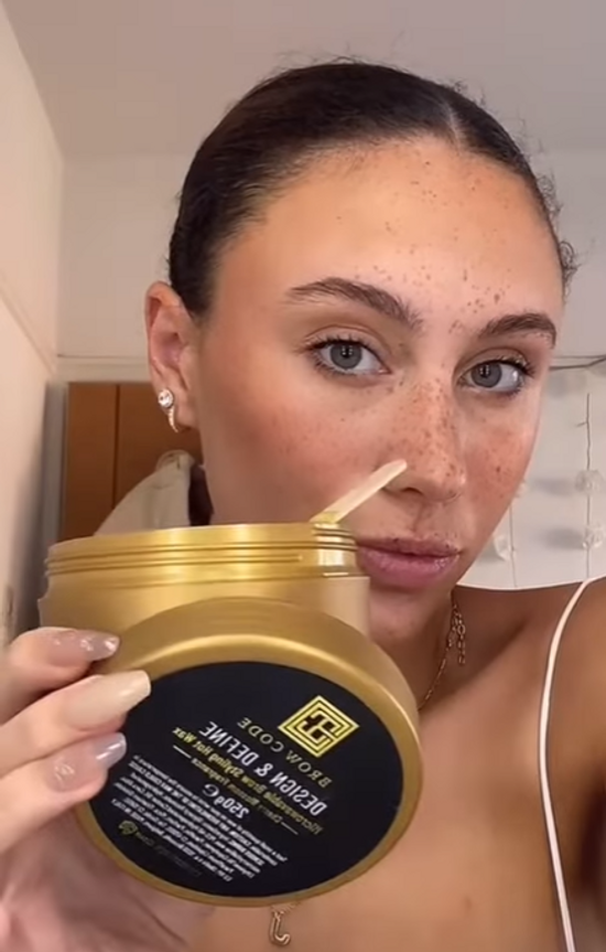 {"en"=>"Apply Wax"}