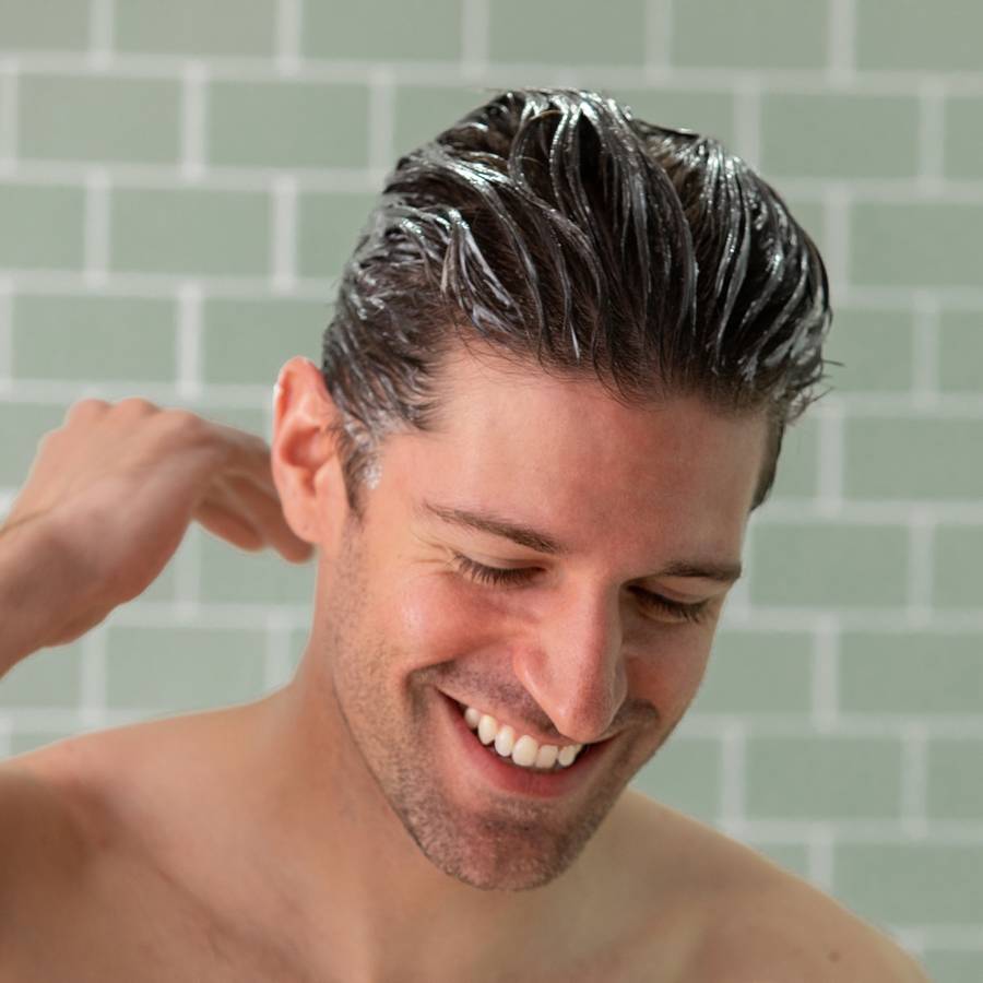 Cardon's Hair Thickening + Strengthening Conditioner is perfect for fighting dry scalp, hair loss, and hair thinning.