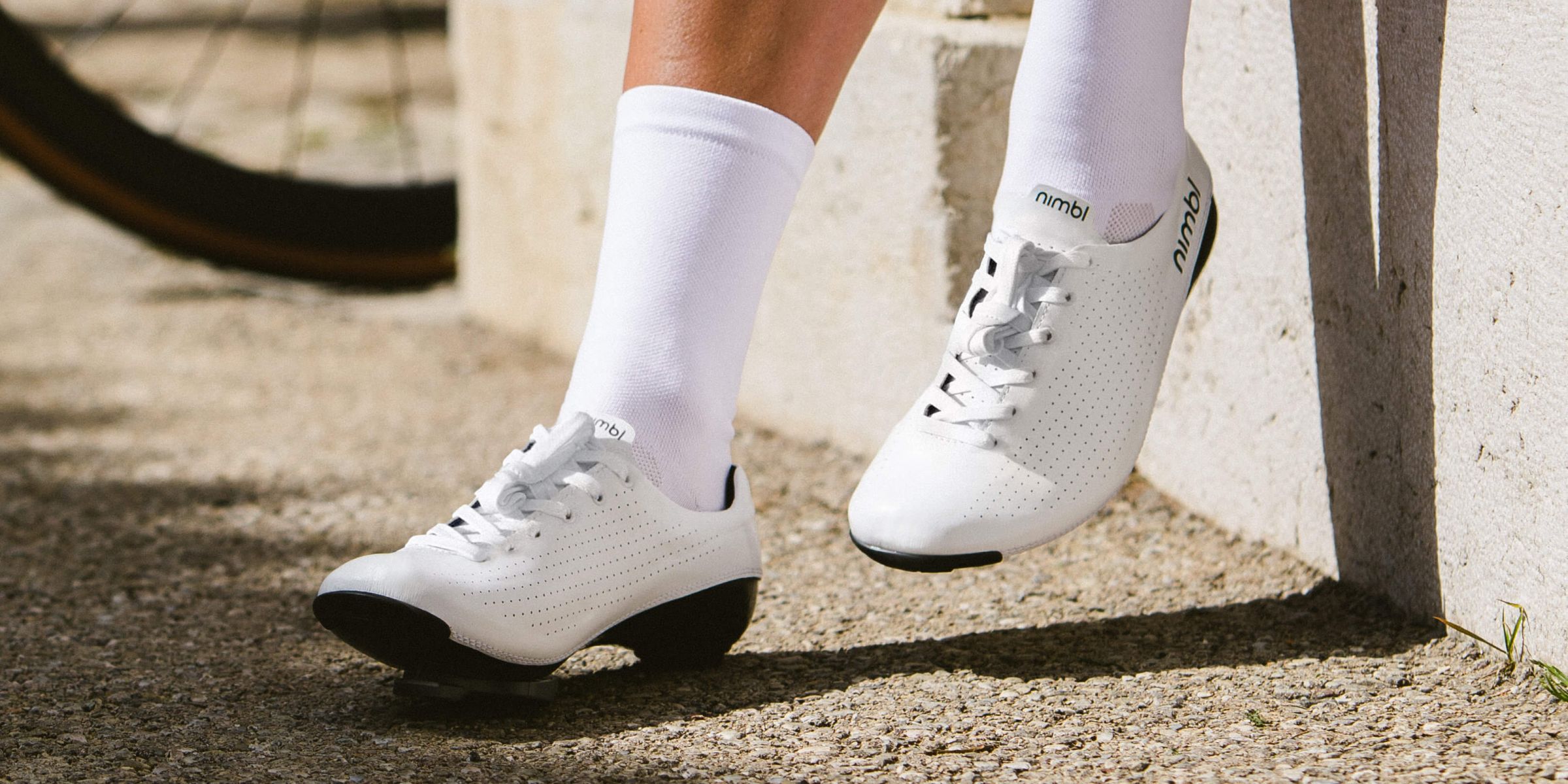 ULTIMATE AIR / White