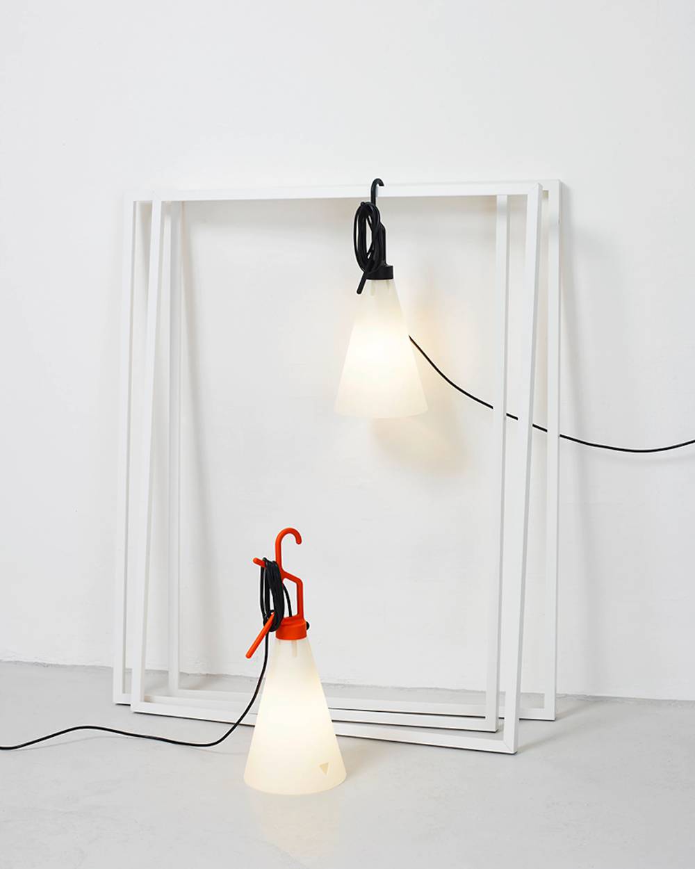 47386 FLOS MAYDAY MULTIPURPOSE LAMP – areastore.com 47386 FLOS MAYDAY MULTIPURPOSE LAMP – areastore.com