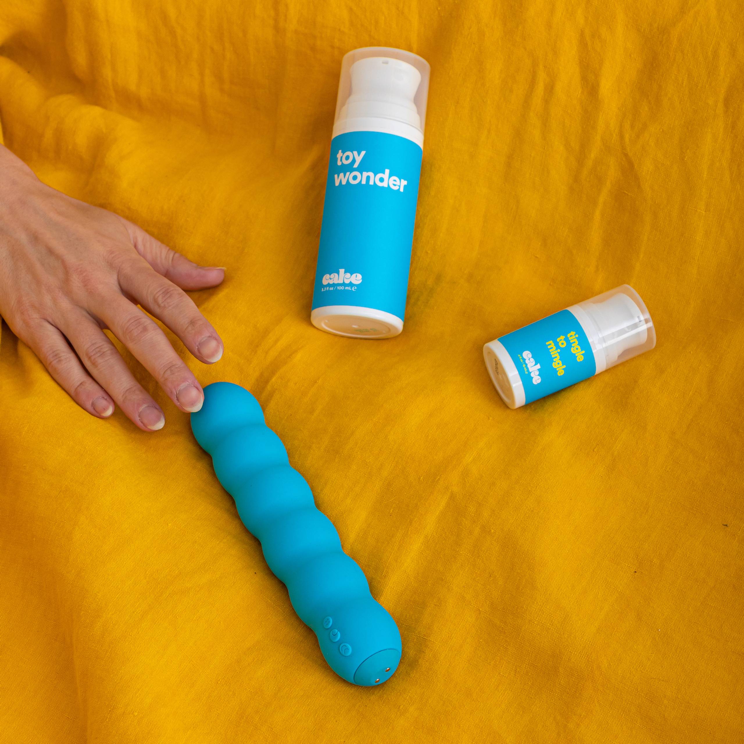 Bounce Vibe Kit Thrusting Vibrating Vagina Toy Hello Cake 