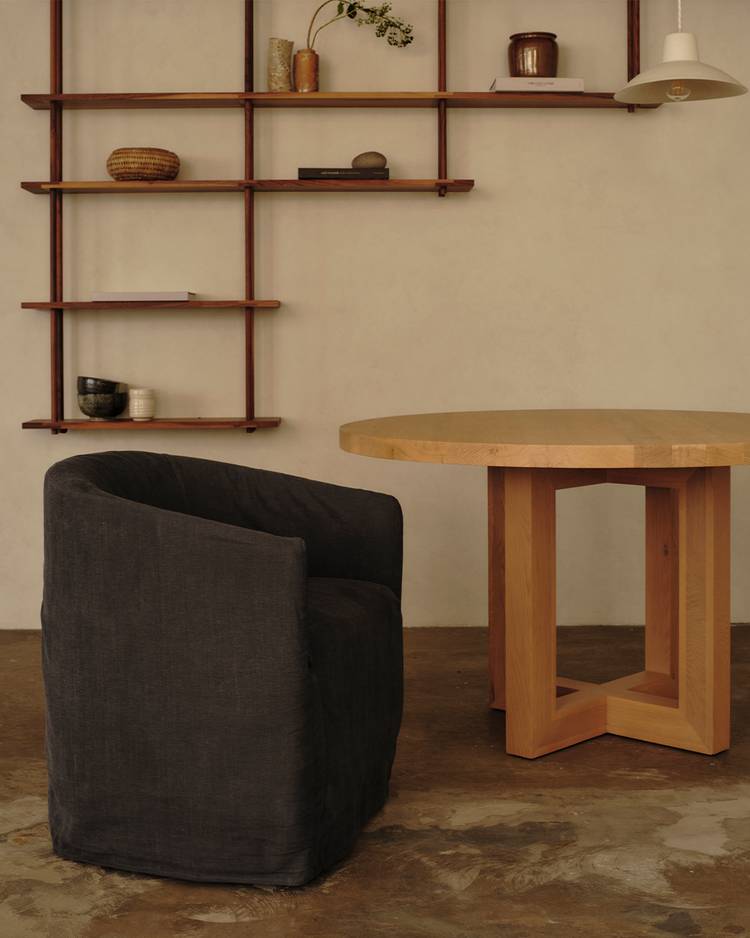 Oak Global Round Dining Table