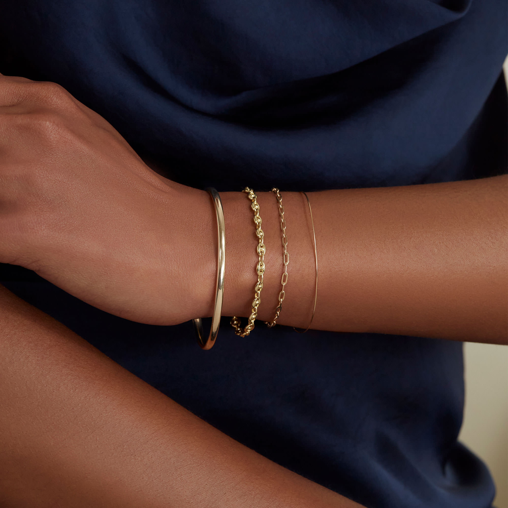 Golden Classic Bangle – STONE AND STRAND