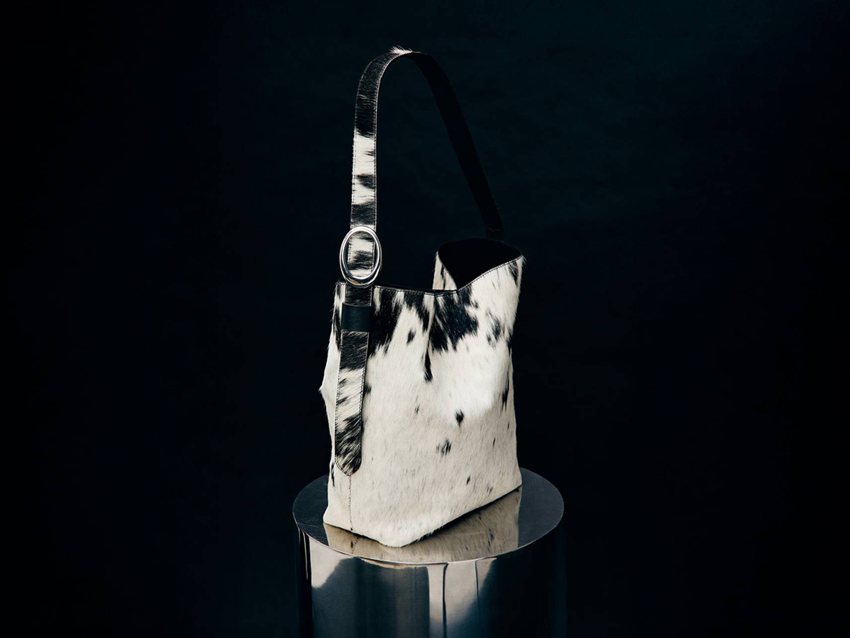 <small>The Torino Bucket Bag</small>