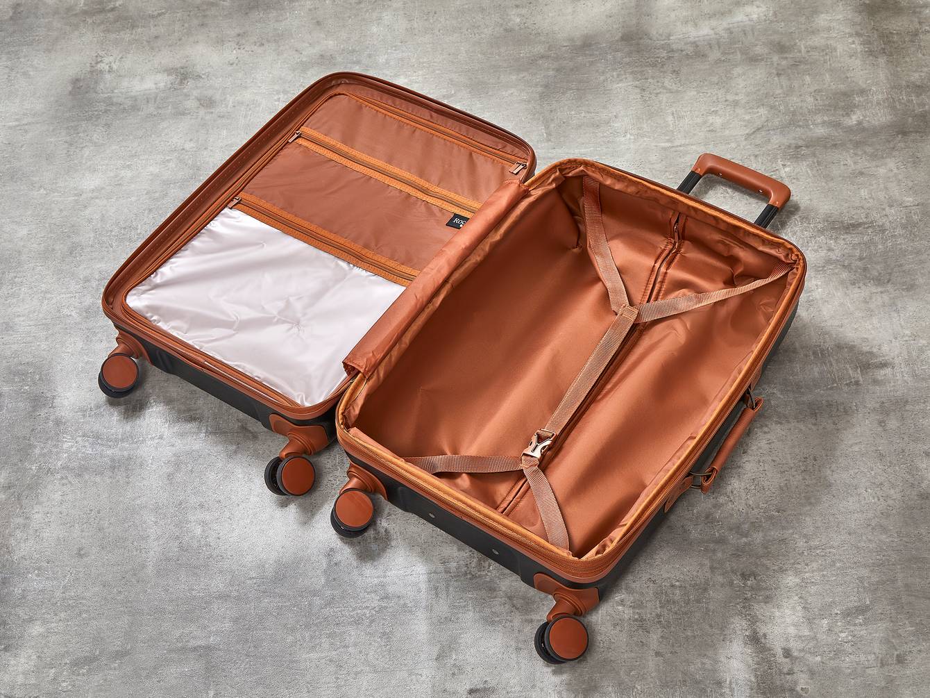 Carnaby Large Suitcase Rock Luggage