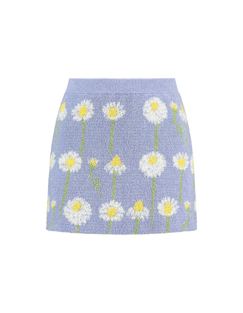 Bernadette Antwerp skirt Kinsley is made from knitted sponge towel fabric. This short skirt features the in-house drawn chamomile on purple print. 