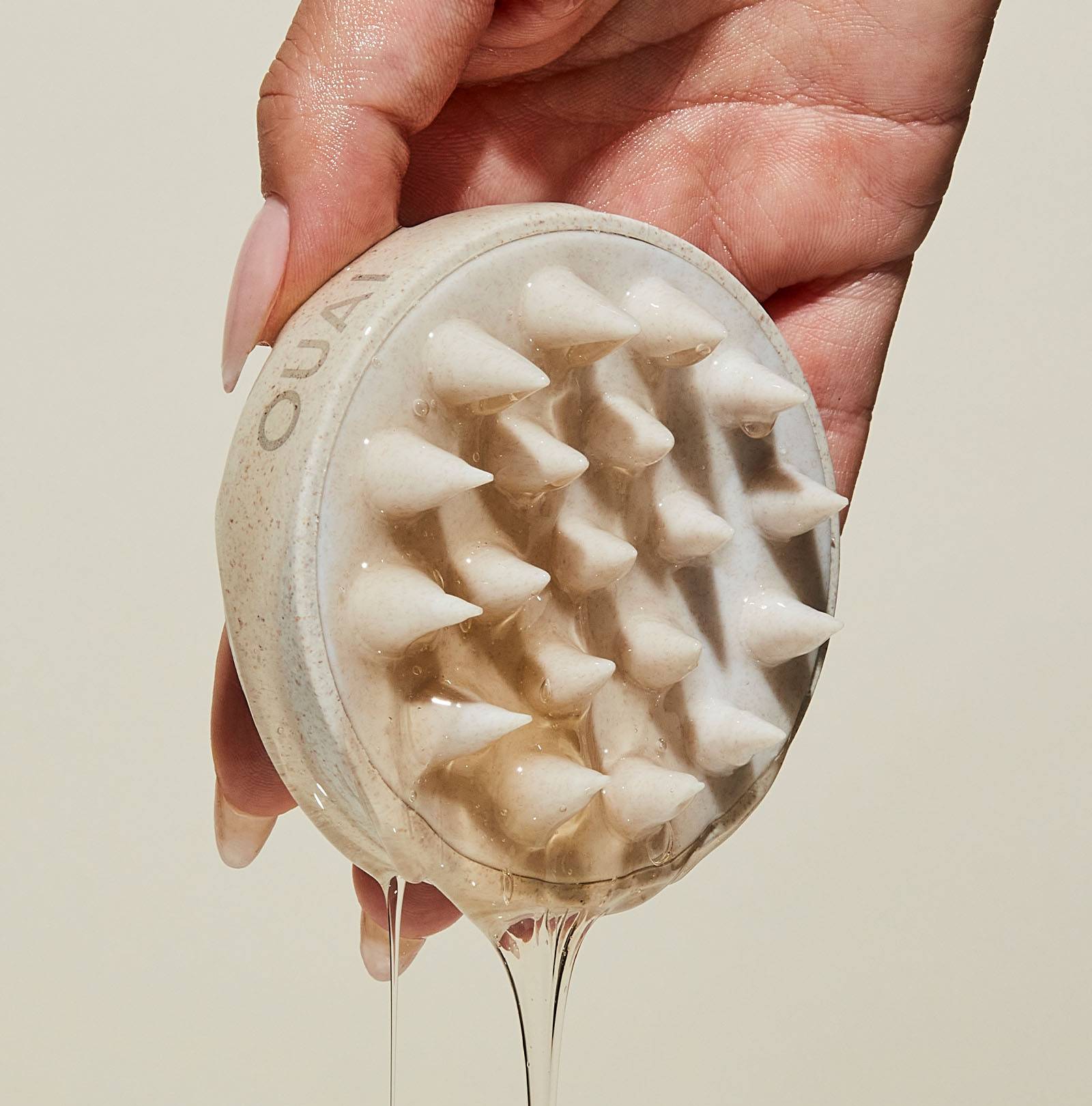 Scalp Scrubber OUAI