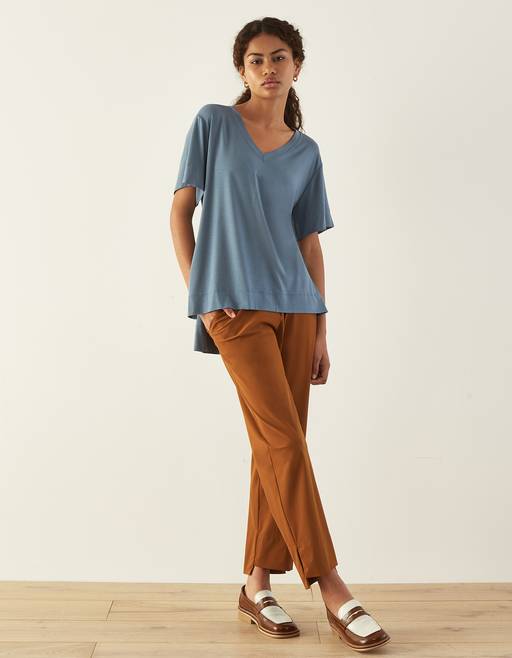 Necessi-T-Shirt