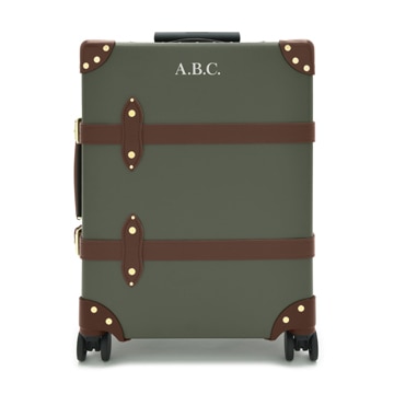 Carry-On_Green-Brown_LID_P4-Baskerville-S