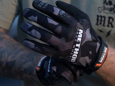 Method Utility Gloves Black Camo – AP-G0003 – Method Race Wheels