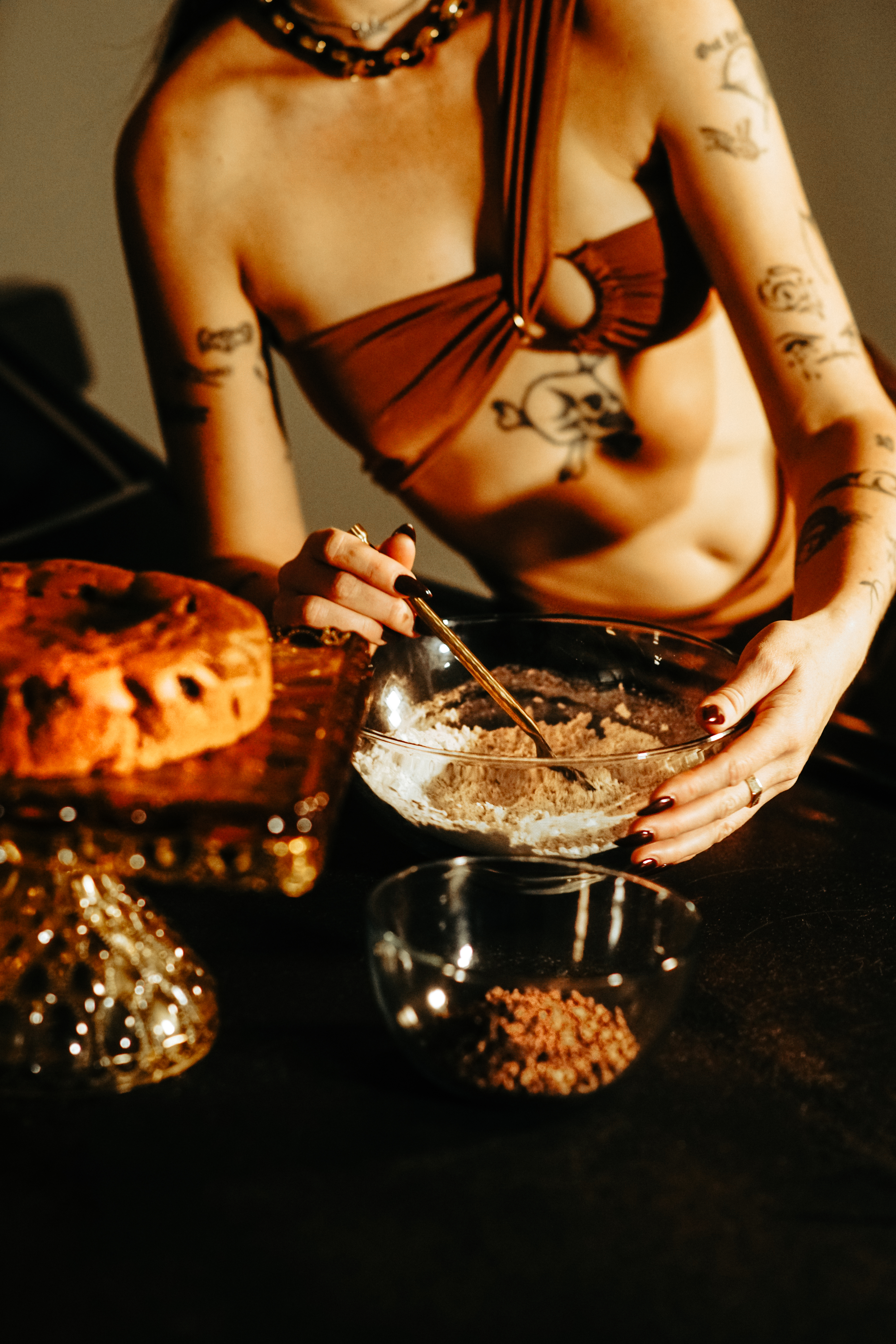 Espresso Dark Chocolate Cake KitEditorial Image of person making cake