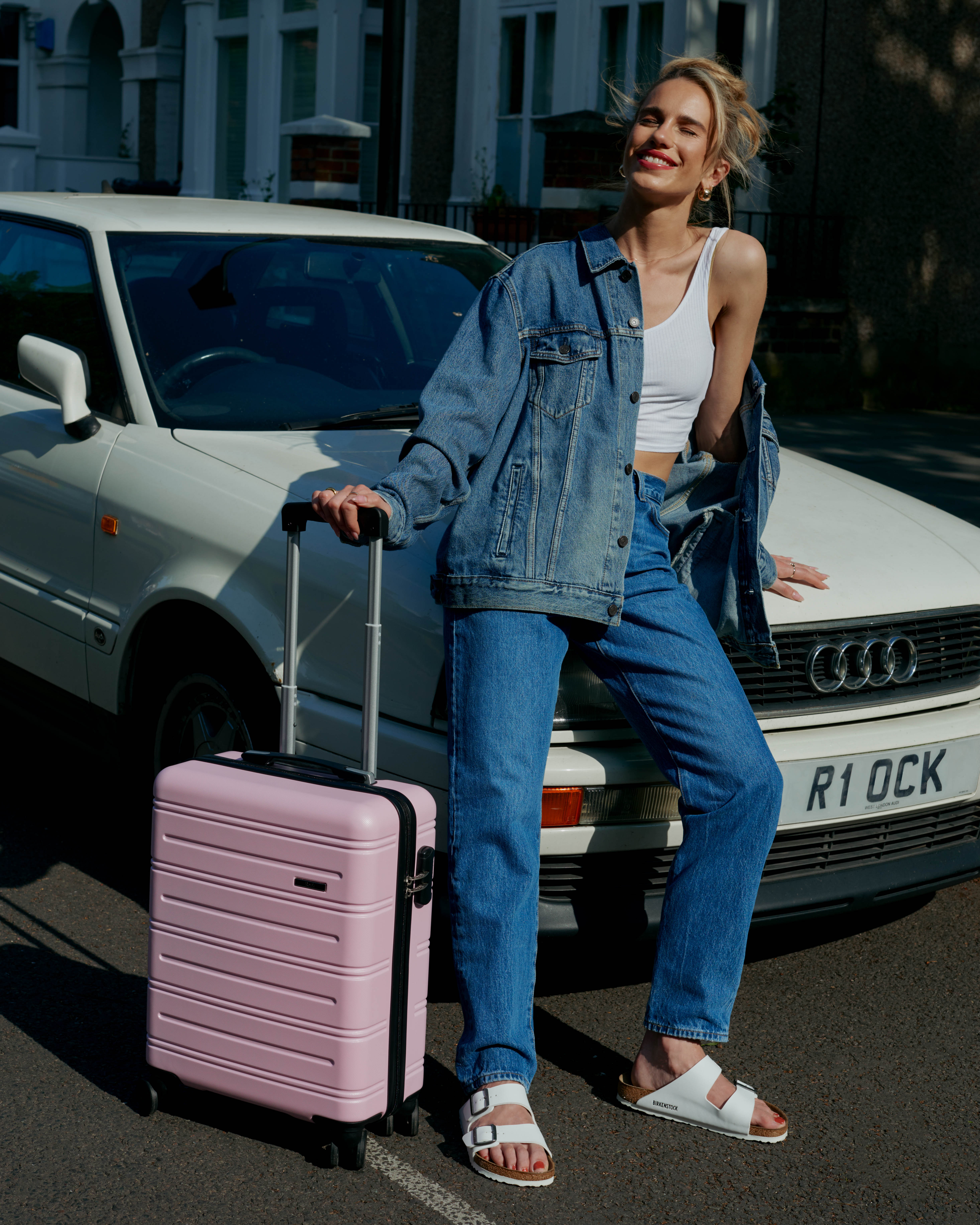 Lisbon Medium Suitcase | Powder Pink | Rock Luggage