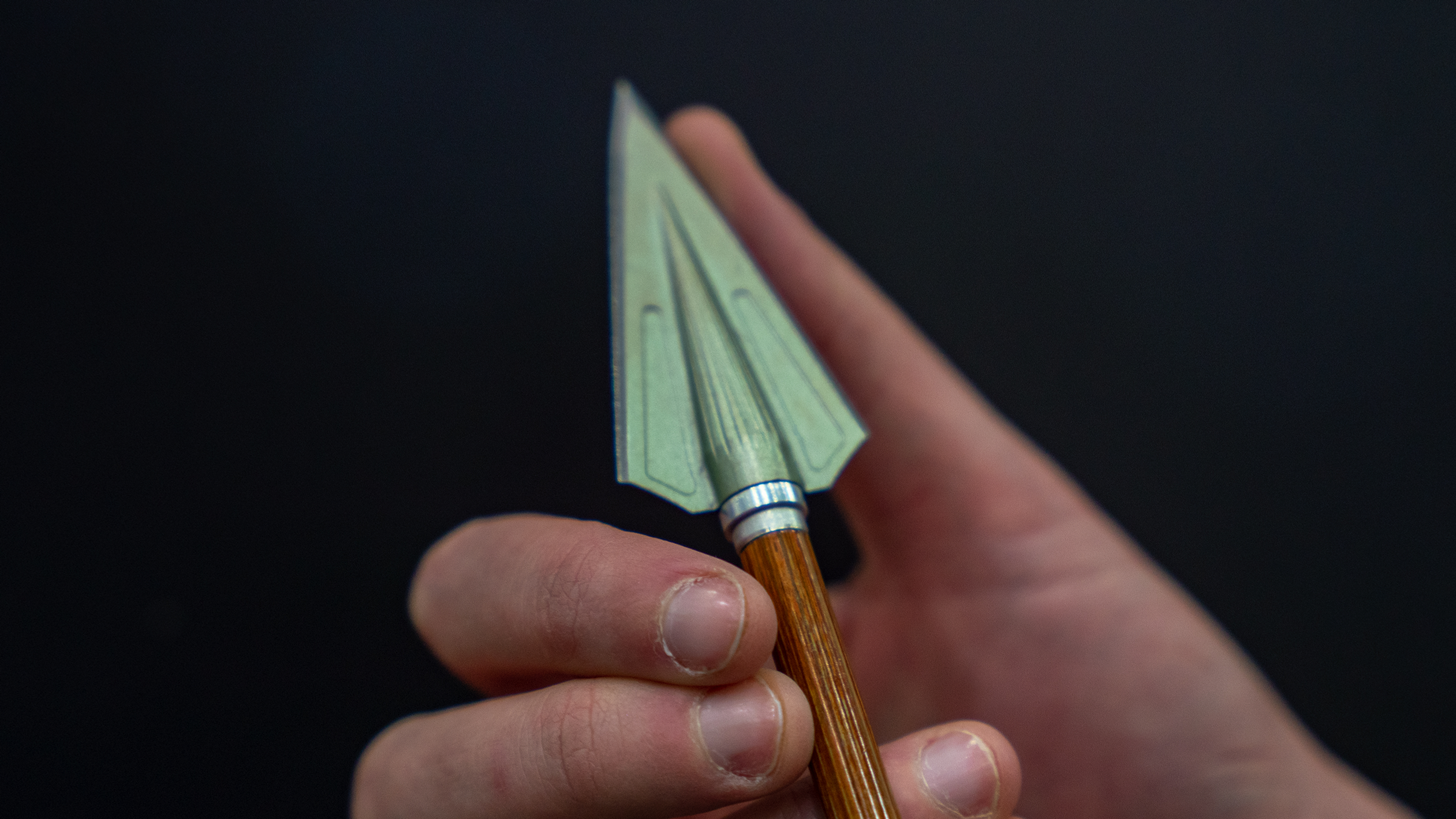 Close up of Bear Archery Razorhead Double Bevel Broadhead