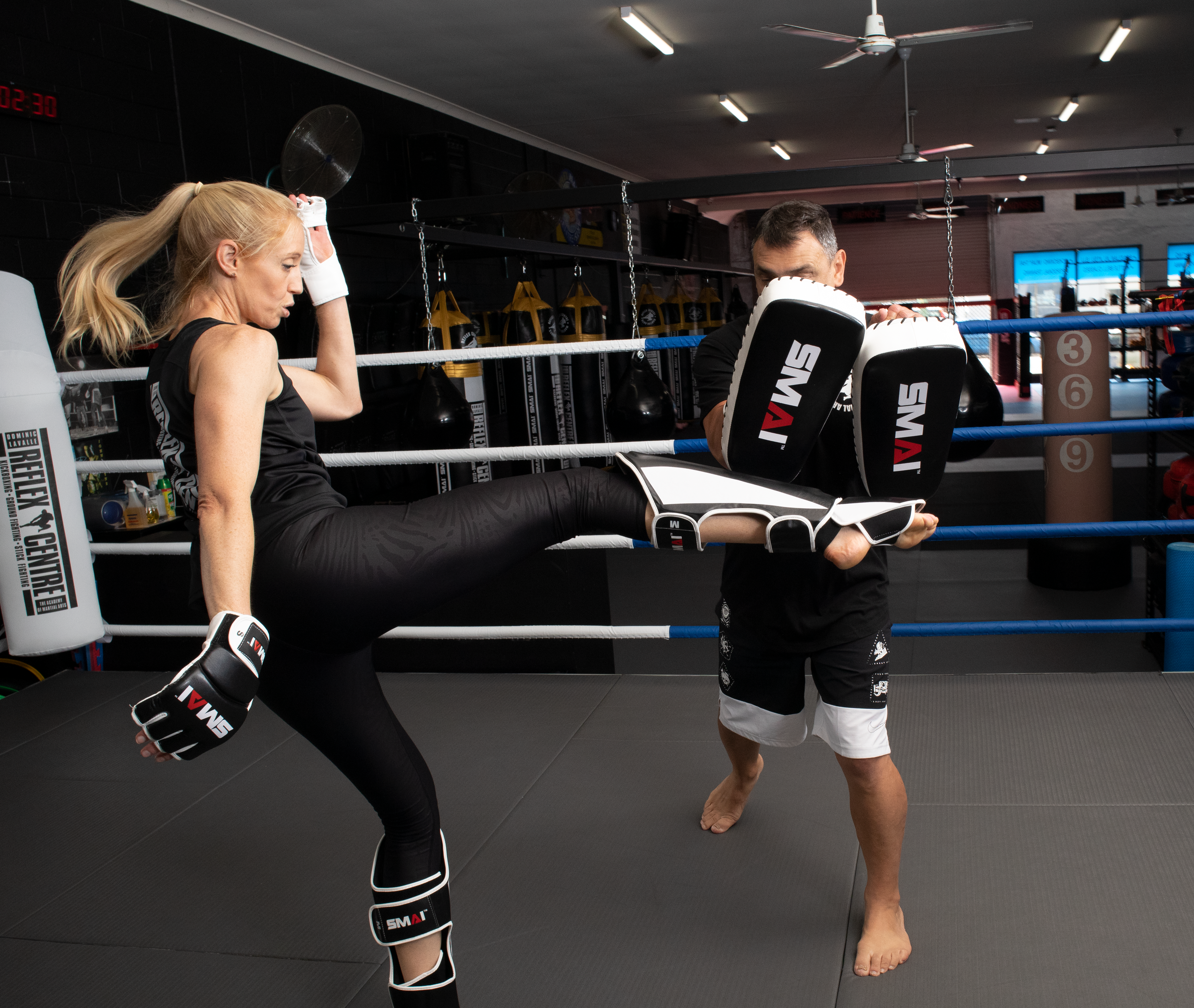 Essentials Muay Thai Shin Guards - Clearance Black / White