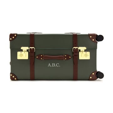 Trunk_FRONT_M-Baskerville